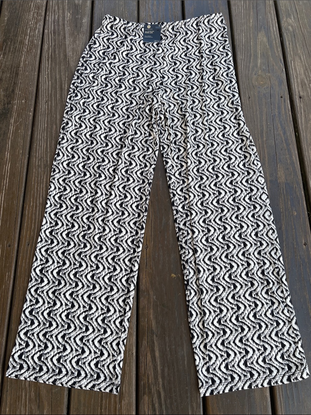 JM Collection Pull-On Mid Rise Wide Leg Pants NWT